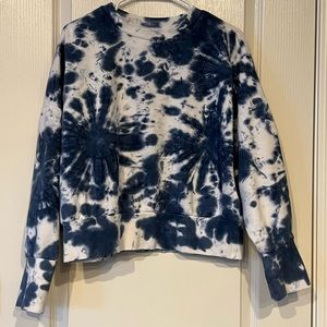 Old navy, girls size large, ECU, crew neck sweatshirt.
